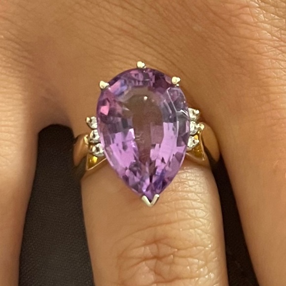 Amethyst pear shape ring - Picture 1 of 2